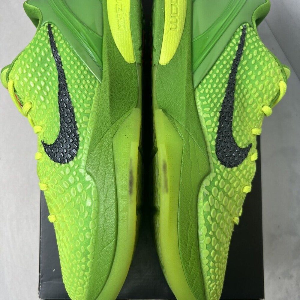 Nike Kobe 6 Protro Grinch 2020 size 10 CW2190-300 OG VI Green Retro - Picture 8 of 9